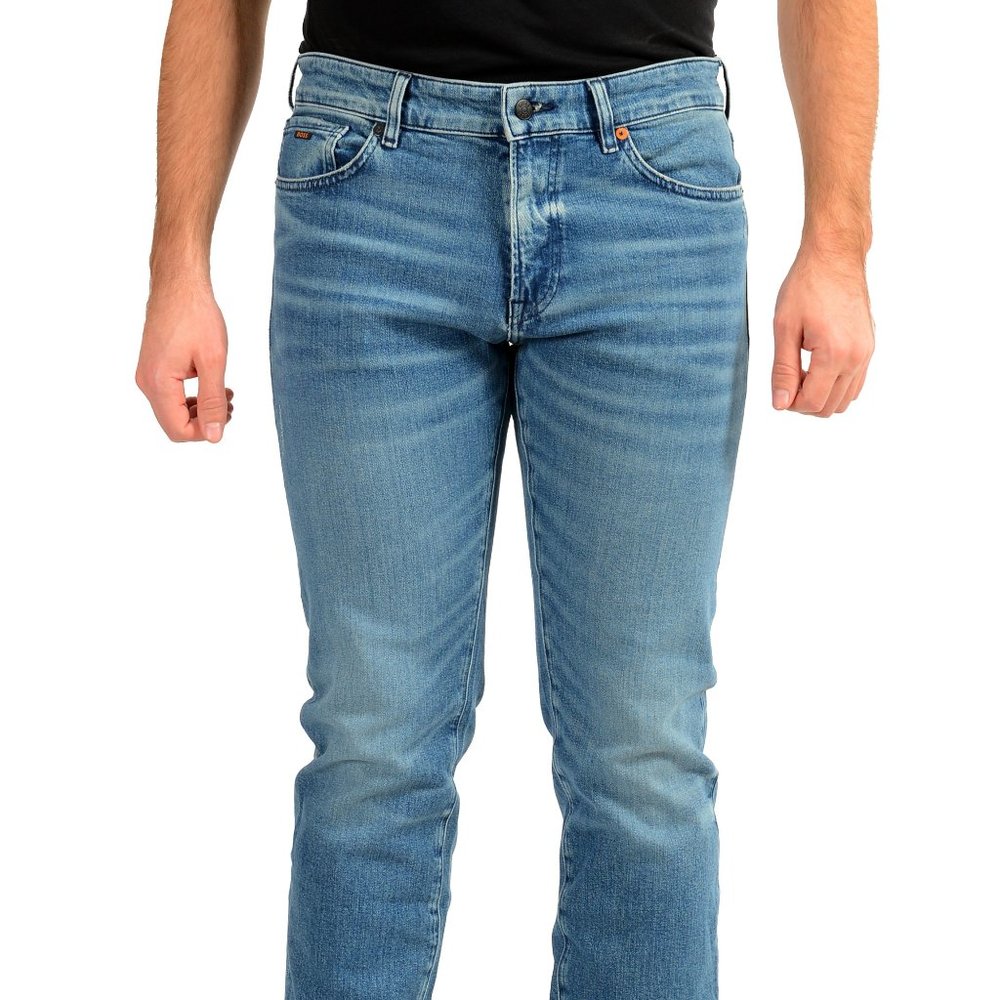 Hugo Boss Men's "Maine BC-L-C" Regular Fit Blue Wash Straight Jeans 32/32